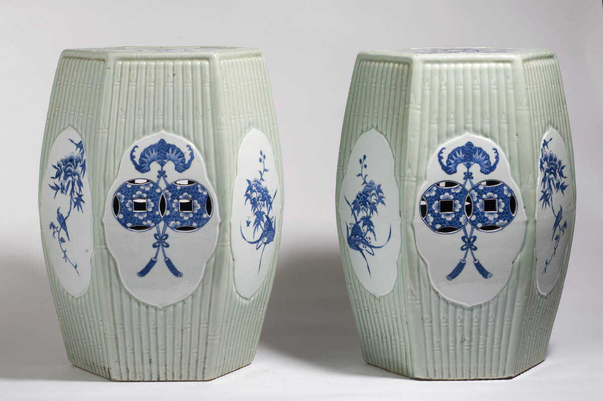 Appraisal: PAIR OF CHINESE EXPORT PORCELAIN OCTAGONAL GARDEN SEATS WITH MOLDED