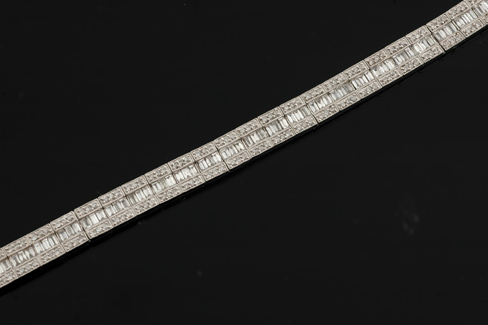 Appraisal: A diamond bracelet The ct white gold articulated bracelet centrally