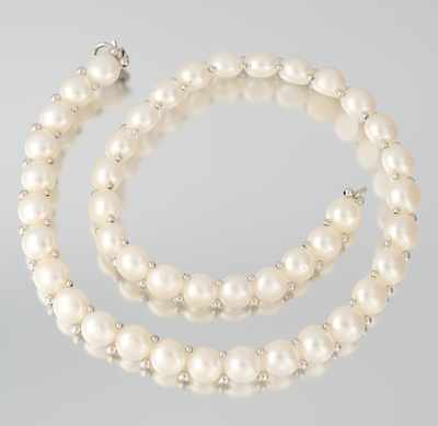 Appraisal: A Lovely Necklace with Freshwater Cultured Button Pearls A necklace