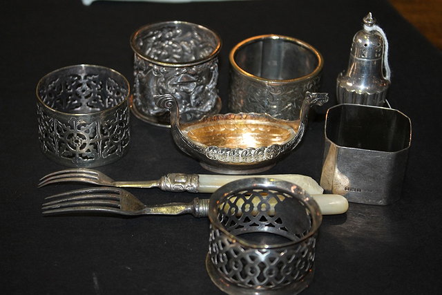 Appraisal: A SMALL COLLECTION OF MISCELLANEOUS including napkin rings a silver