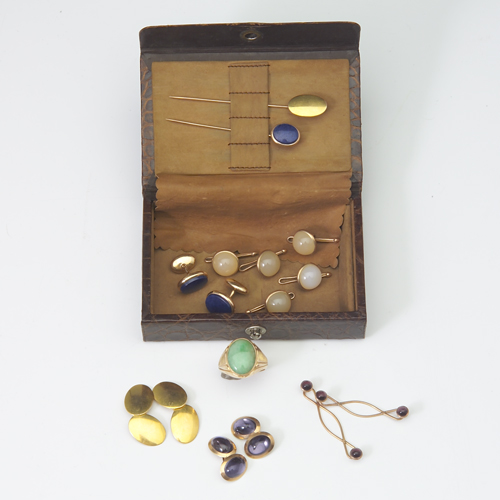 Appraisal: Gentleman's gold jewelry circa in a crocodile jewelry case lapis