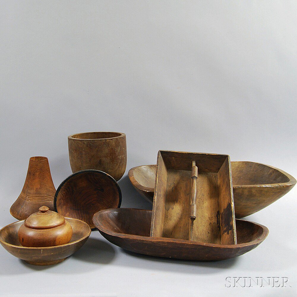 Appraisal: Eight Pieces of Treen th and th century two bowls