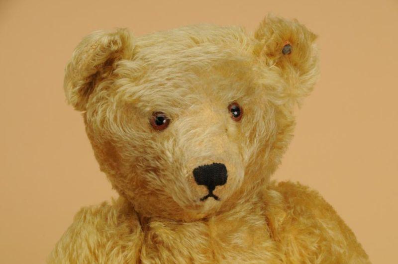 Appraisal: Steiff Golden Mohair Teddy Bear Germany ca a wonderful light