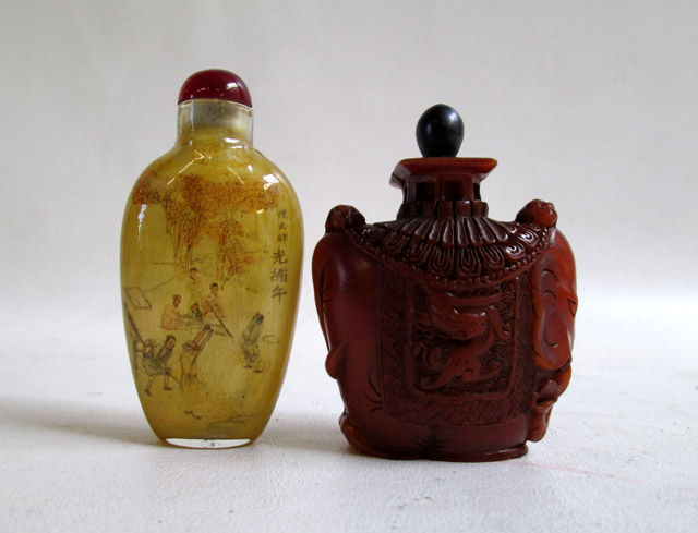 Appraisal: TWO CHINESE SNUFF MEDICINE BOTTLES the first of Peking glass