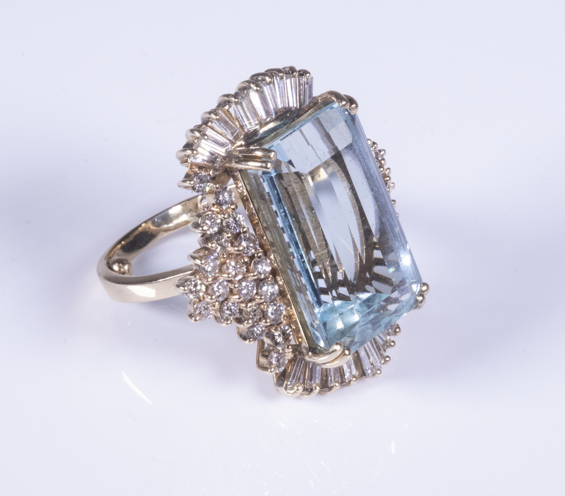 Appraisal: LADIES K GOLD AQUAMARINE AND DIAMOND RING Handmade ring set