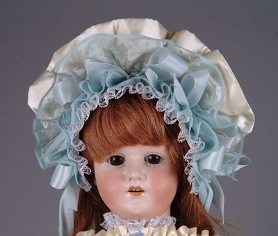 Appraisal: HEUBACH KOPPELSDORF DOLL This dolly face is on a fully