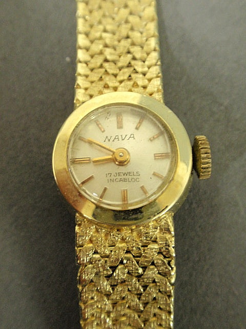 Appraisal: Ladies k gold wristwatch by Nava with a jewel movement