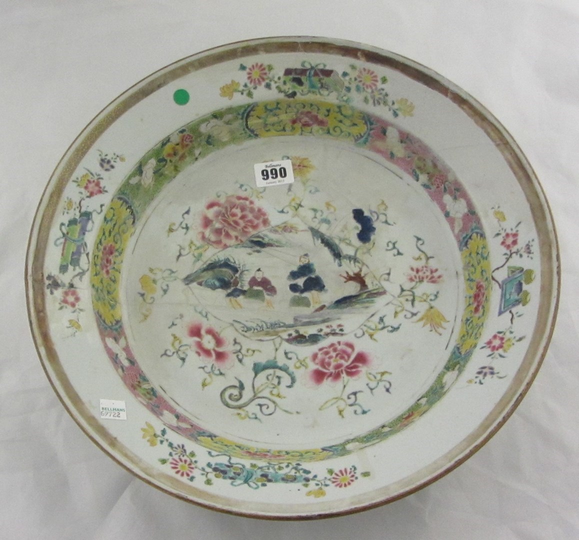 Appraisal: A Chinese famille-rose deep bowl Qianlong painted with a central