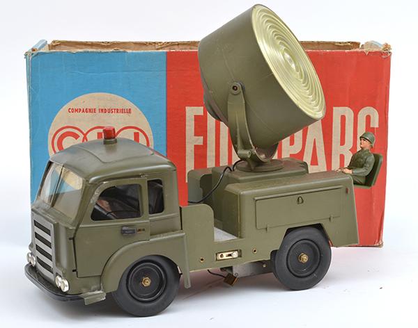 Appraisal: IMPRESSIVE LARGE SCALE FRENCH CIJ CLOCKWORK ARMY SEARCHLIGHT TRUCK BATTERY