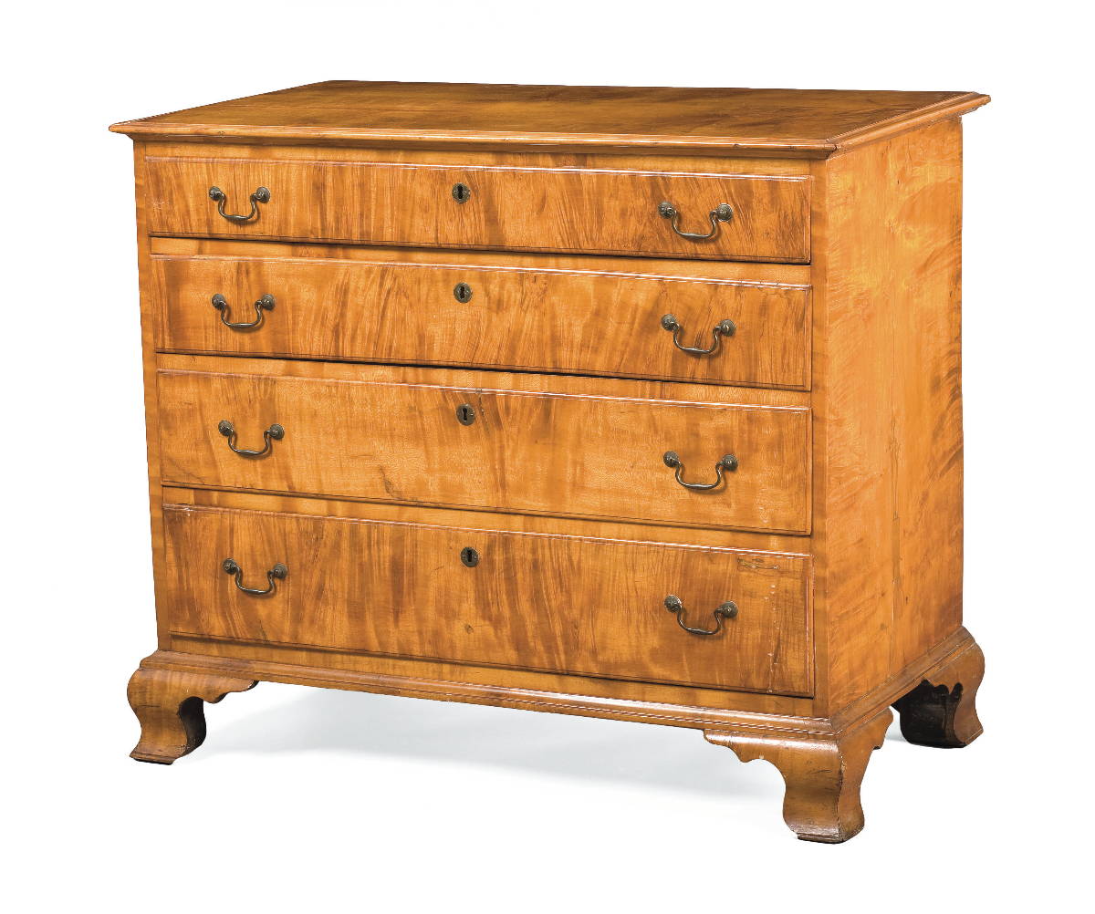 Appraisal: NEW ENGLAND CHIPPENDALE FIGURED MAPLE CHEST OF DRAWERS Height inches