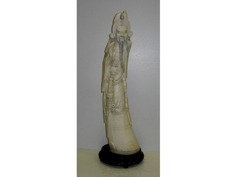 Appraisal: CHINESE IVORY GUAN YU FIGURE Finely carved ivory tusk figure