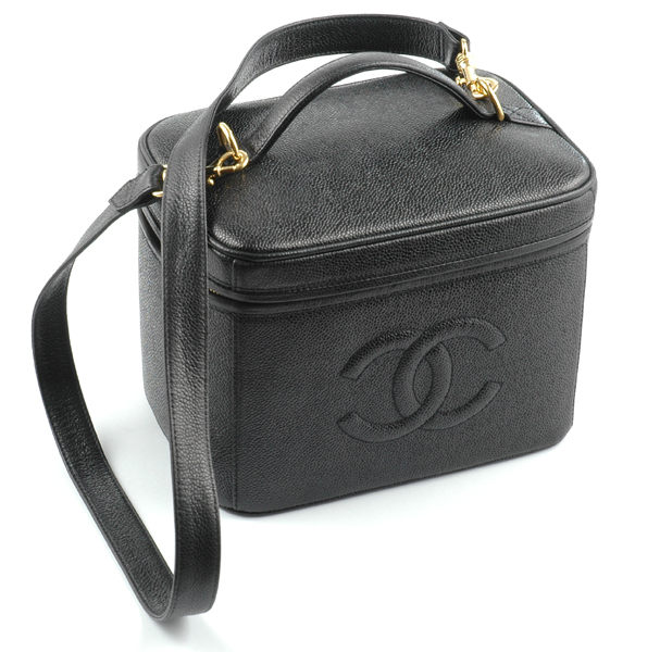 Appraisal: A Chanel beauty case The black leather case with detachable