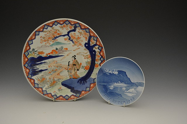 Appraisal: A Japanese Imari polychrome plateand a Kongeskibt Dannebrog Commemorative plate