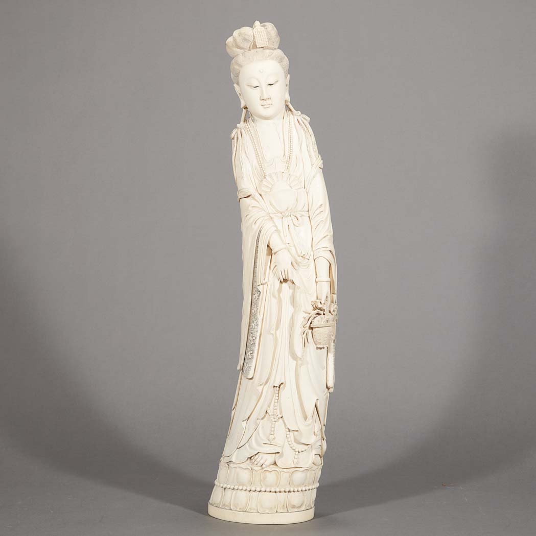 Appraisal: Chinese Ivory Figure of Guanyin Early th century Of gently