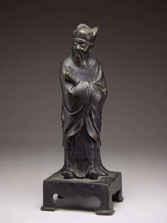 Appraisal: ANTIQUE BRONZE SCHOLAR FIGURE Antique Chinese bronze figure of a