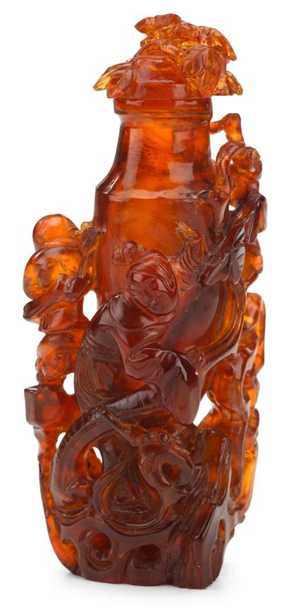 Appraisal: Chinese carved amber vase Qing dynasty