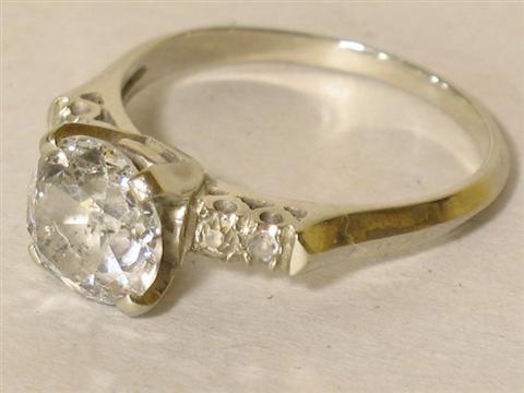 Appraisal: DIAMOND ENGAGEMENT RING