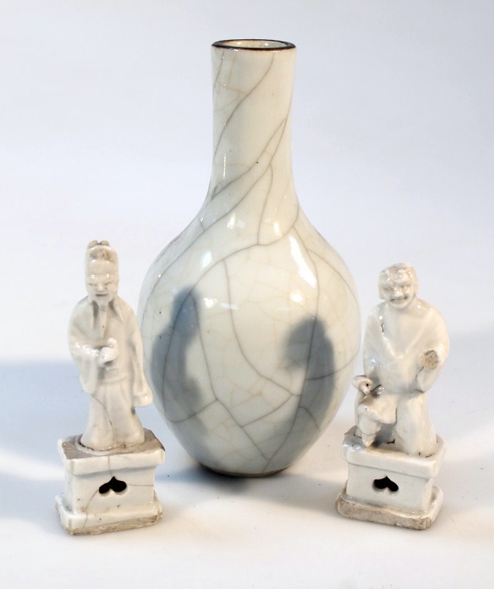 Appraisal: A blanc de chine style vase with crackle glaze plainly