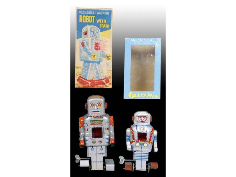 Appraisal: Lot of Tin Wind-Up Japanese Robot Toys with Ori Description