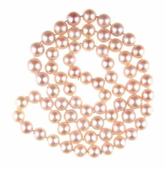 Appraisal: South Sea endless strand of cultured pink pearls seventy natural