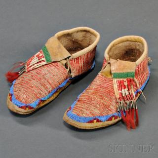 Appraisal: Lakota Beaded and Quilled Hide Man's Moccasins c last quarter