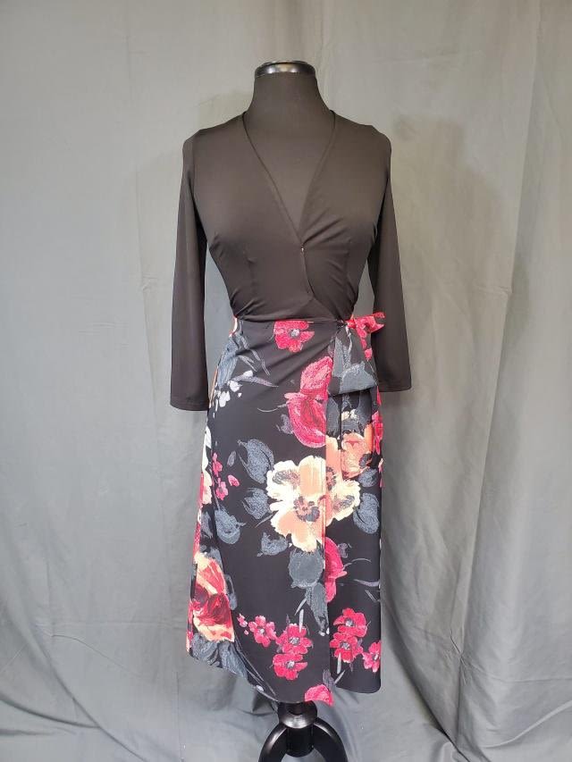 Appraisal: Vintage Wrap Dress with black long sleeves and pink and