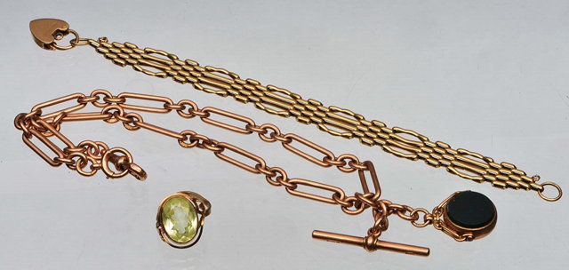 Appraisal: A CT GOLD WATCH CHAIN with trombone links and attached