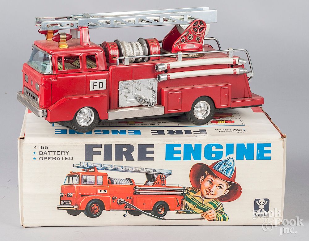 Appraisal: Japanese Bandai battery fire engine ladder truck Japanese Bandai battery