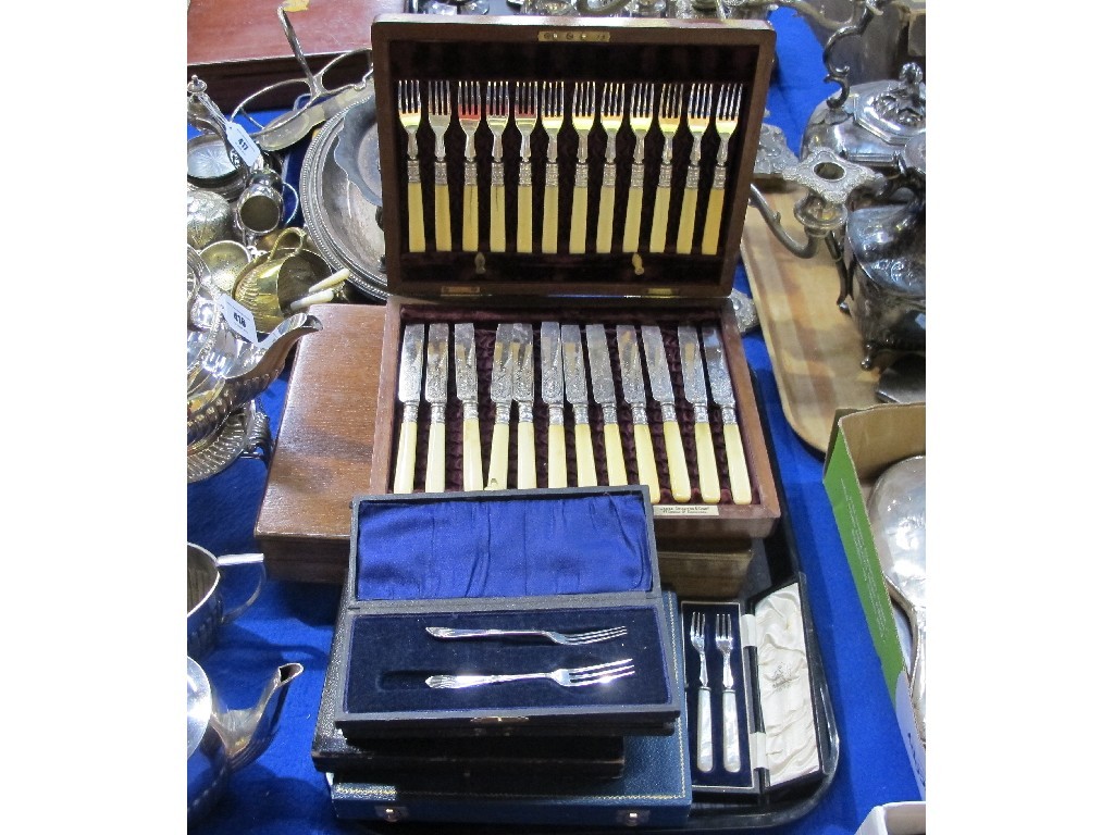 Appraisal: Tray lot of cased cutlery sets - fruit cutlery etc