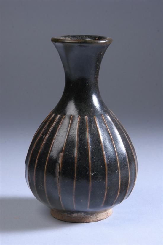 Appraisal: CHINESE BLACK GLAZED PORCELAIN VASE Song dynasty - in high