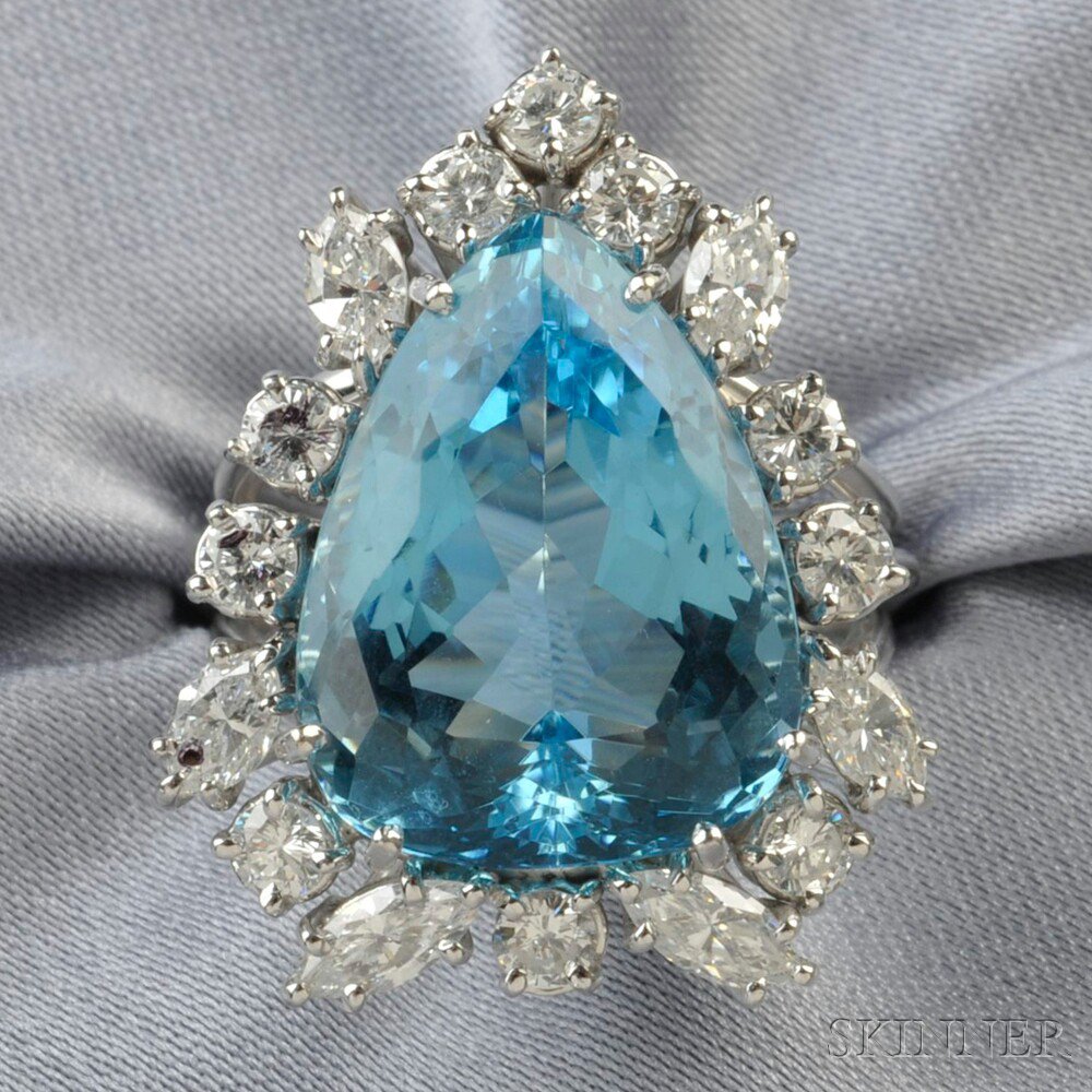 Appraisal: kt White Gold Aquamarine and Diamond Ring set with a