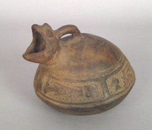 Appraisal: Pre-Columbian pottery vessel h