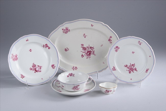 Appraisal: -PIECE RICHARD GINORI PORCELAIN PARTIAL LUNCHEON SERVICE 'L ' pattern