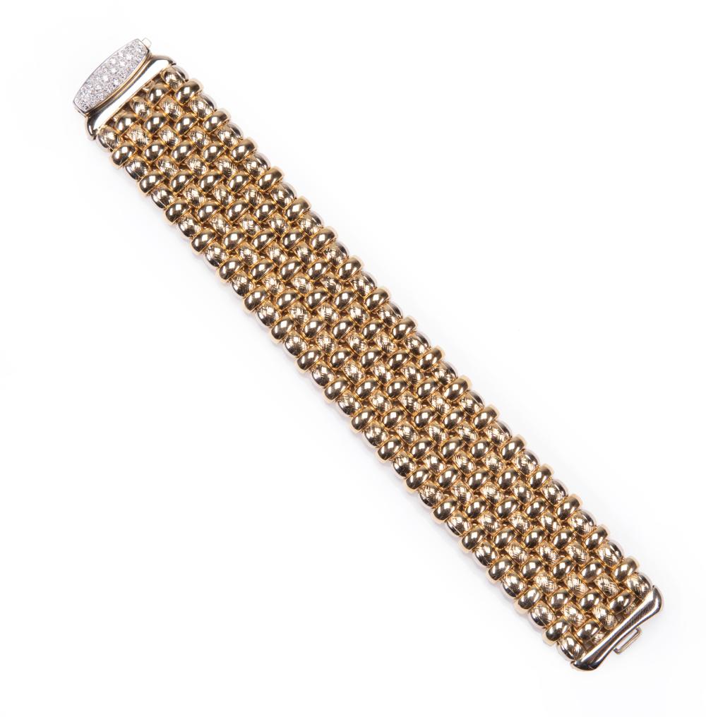 Appraisal: kt Yellow Gold and Diamond Quilted Flexible Bracelet clasp set