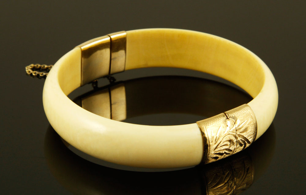 Appraisal: - K Gold and Bone Bracelet Ladies bracelet K gold