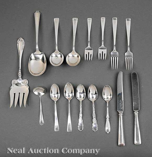 Appraisal: An American Sterling Silver Partial Flatware Service Wallace Cabot pattern