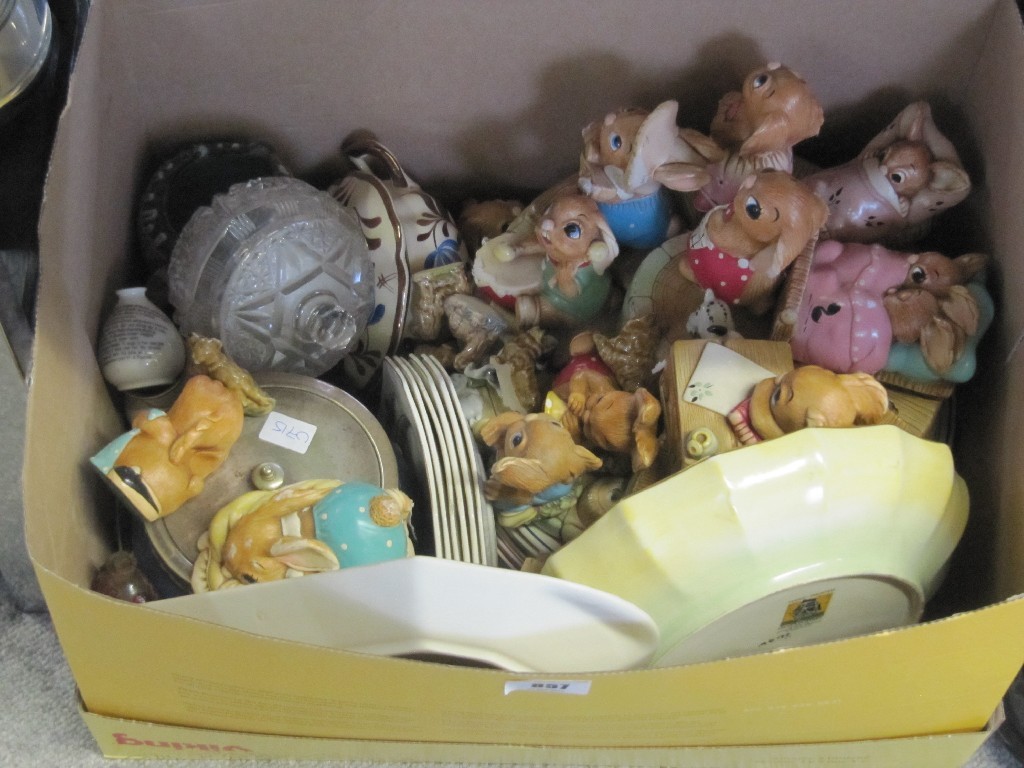 Appraisal: Box of assorted ceramics and Pendelfin figures