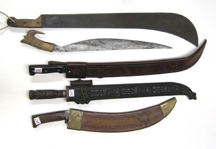 Appraisal: FIVE COLLECTABLE MACHETES SWORDS Waylett with blade black plastic grips