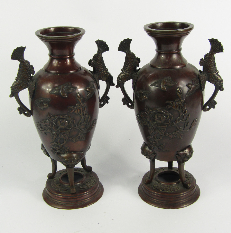 Appraisal: A pair of Japanese bronze vases early thC of baluster