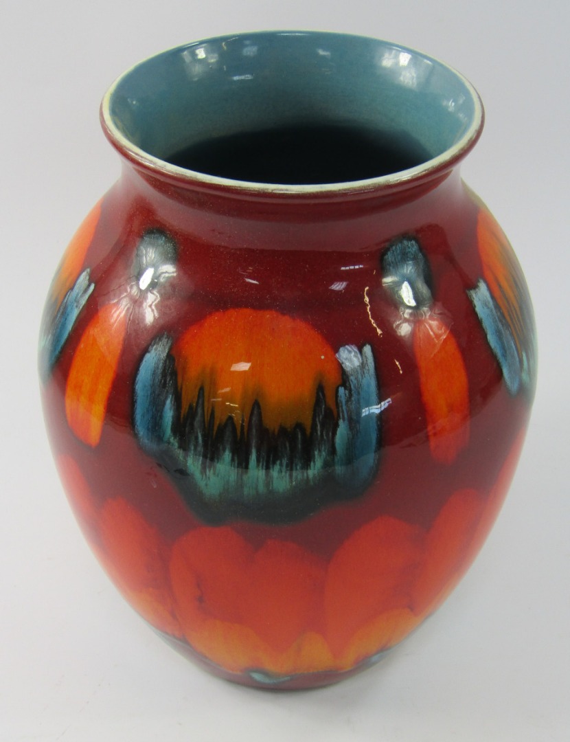 Appraisal: A Poole pottery Collectors Club Living Glaze pottery vase the