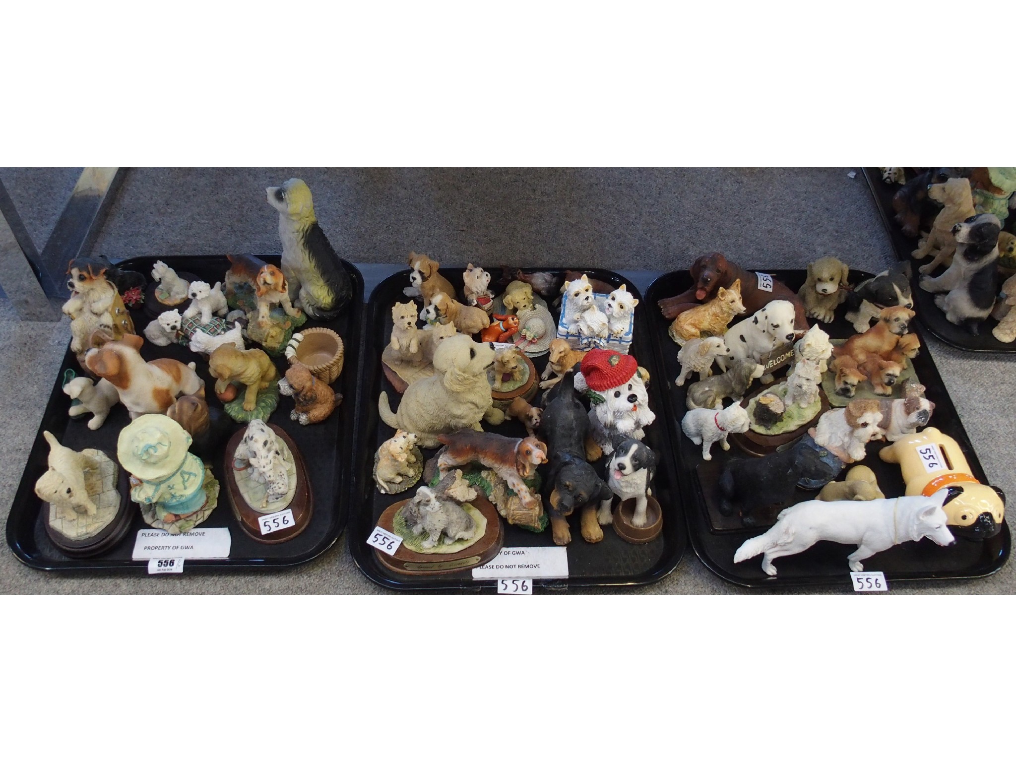 Appraisal: Collection of dog figures including Leonardo Naturecraft etc