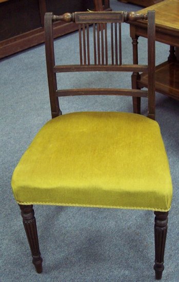 Appraisal: A Regency mahogany single chair with rail back and turned