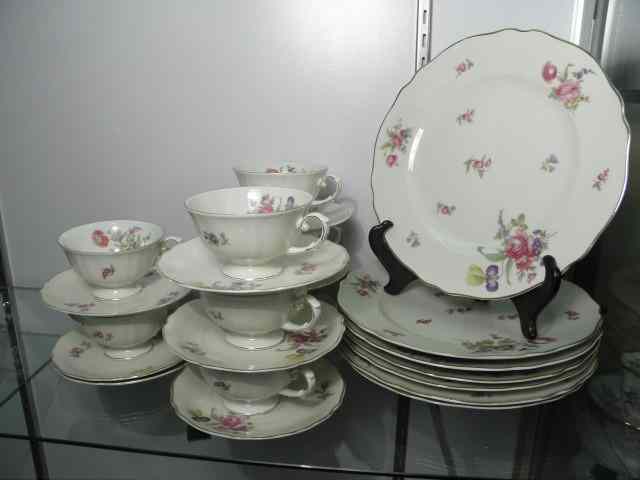 Appraisal: Krautheim porcelain dinnerware ''Norina'' floral pattern pieces Includes '' plates