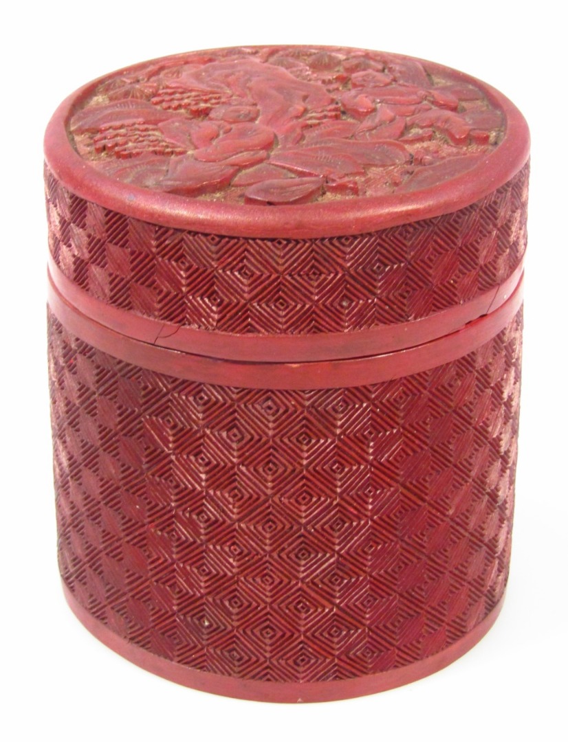 Appraisal: A Chinese late Qing period laquer cinnabar jar and cover