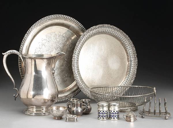 Appraisal: A group of plated items Comprising footed tea tray by