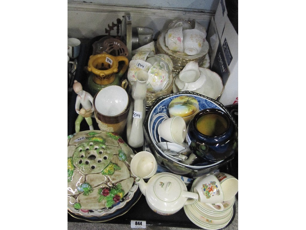 Appraisal: Lot comprising two trays of assorted ceramics to include Doulton