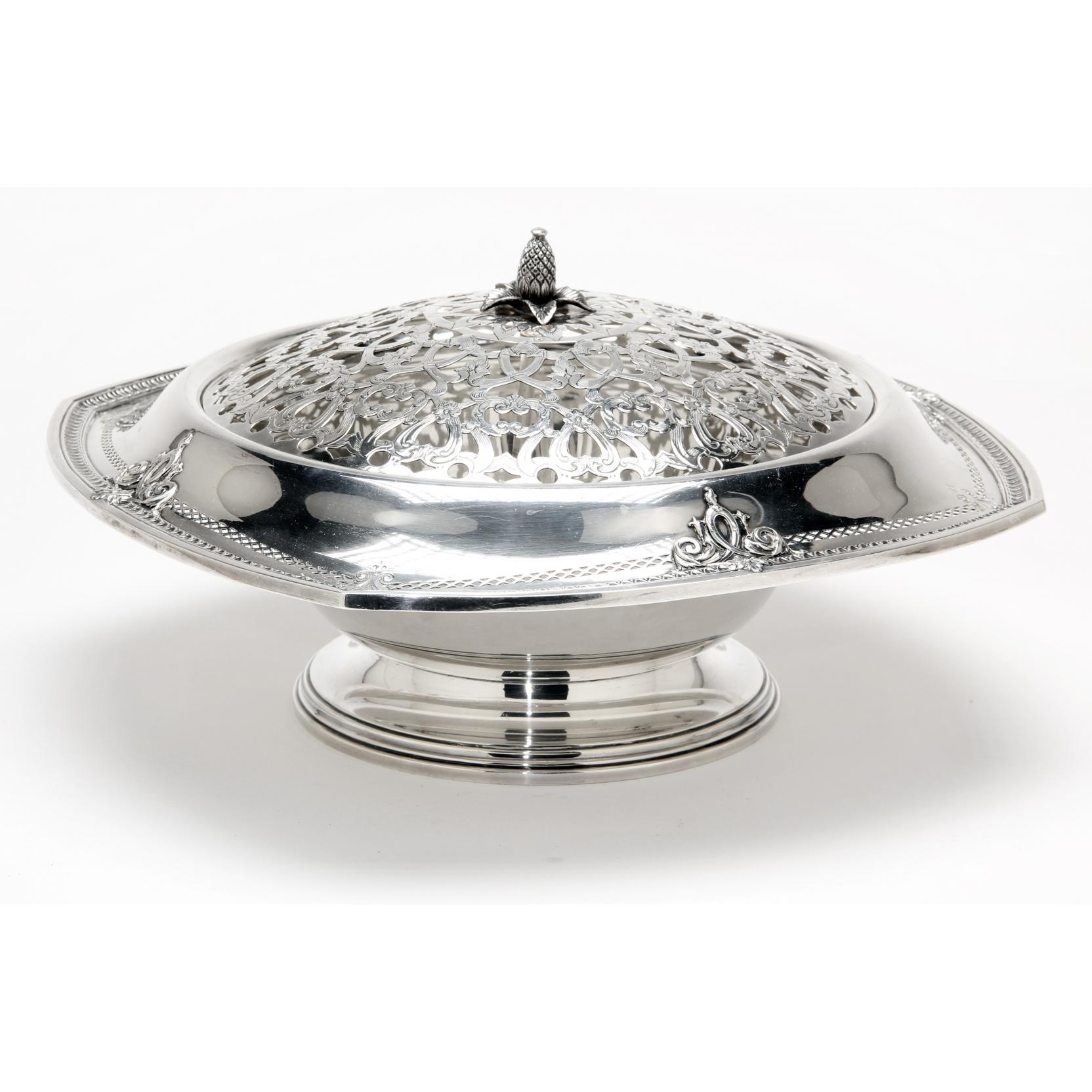 Appraisal: International Trianon Sterling Silver Floral Center Bowl with removable silverplate