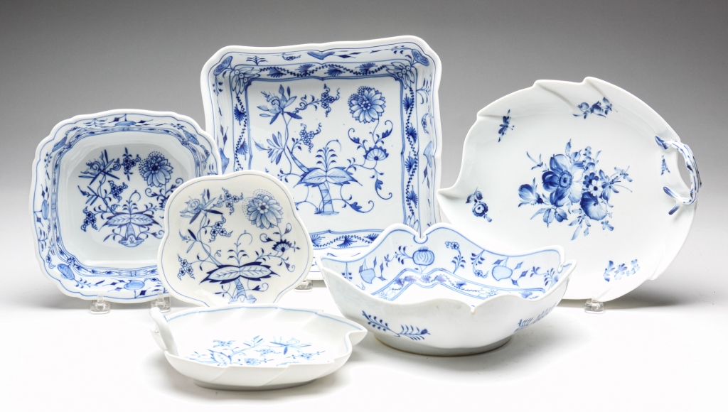 Appraisal: SIX GERMAN MEISSEN SERVING DISHES Twentieth century Blue Onion pattern