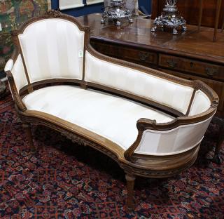 Appraisal: Louis XV style oak chaise lounge Louis XV style oak