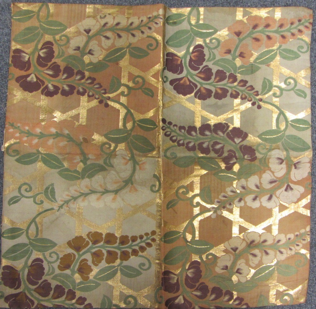 Appraisal: A group of Chinese and Japanese silks including a kesa